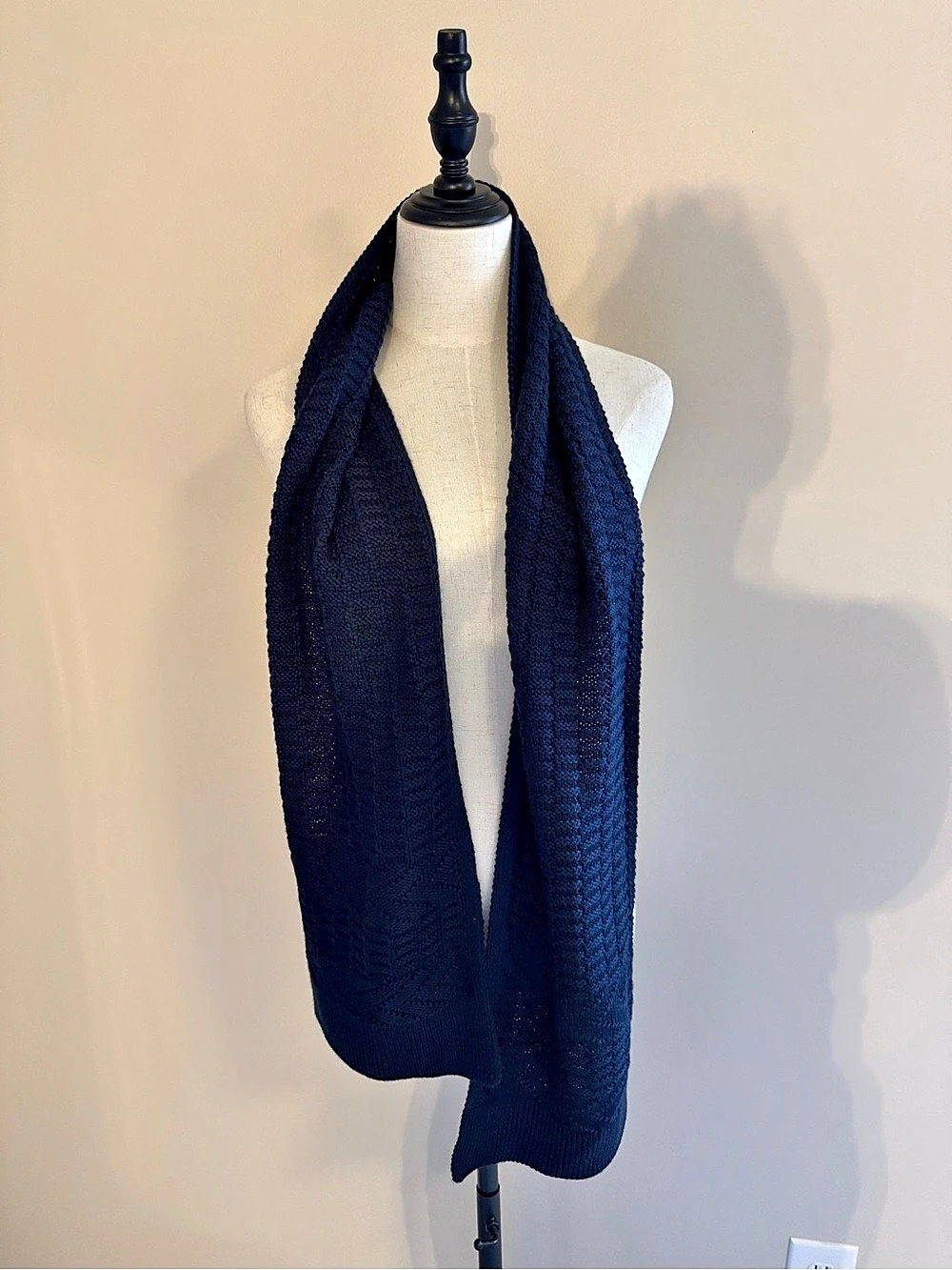 Jos. A. Bank Knit Scarf in Navy